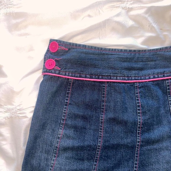 Etam Weekend, vintage denim midi skirt w/ pink stitching & buttons - Picture 3 of 4